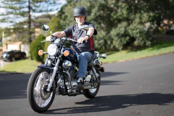 royal enfield classic 500 vitesse max