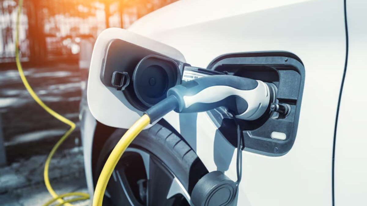 quelle est la voiture electrique la plus fiable